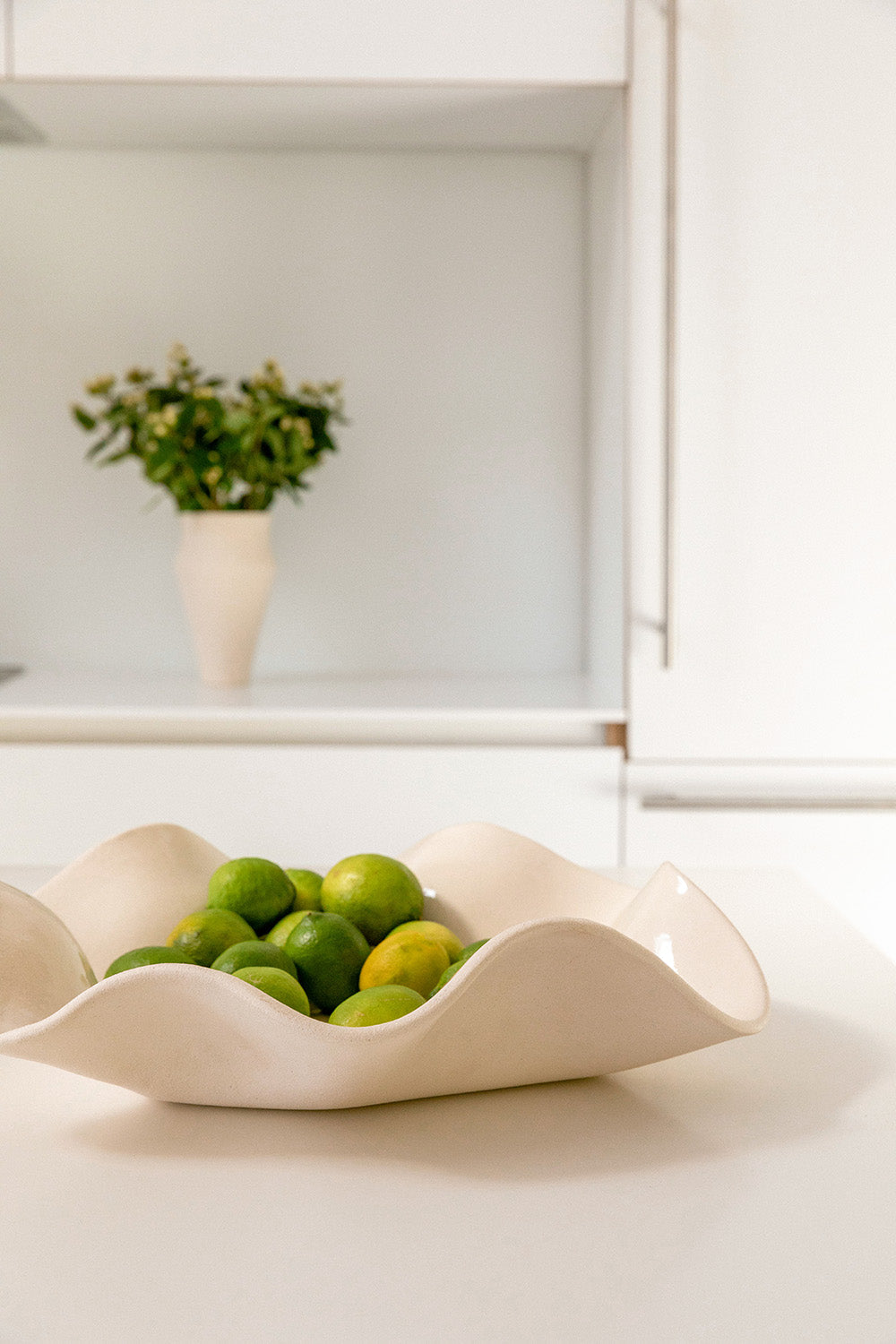 Large Lilly Bowl