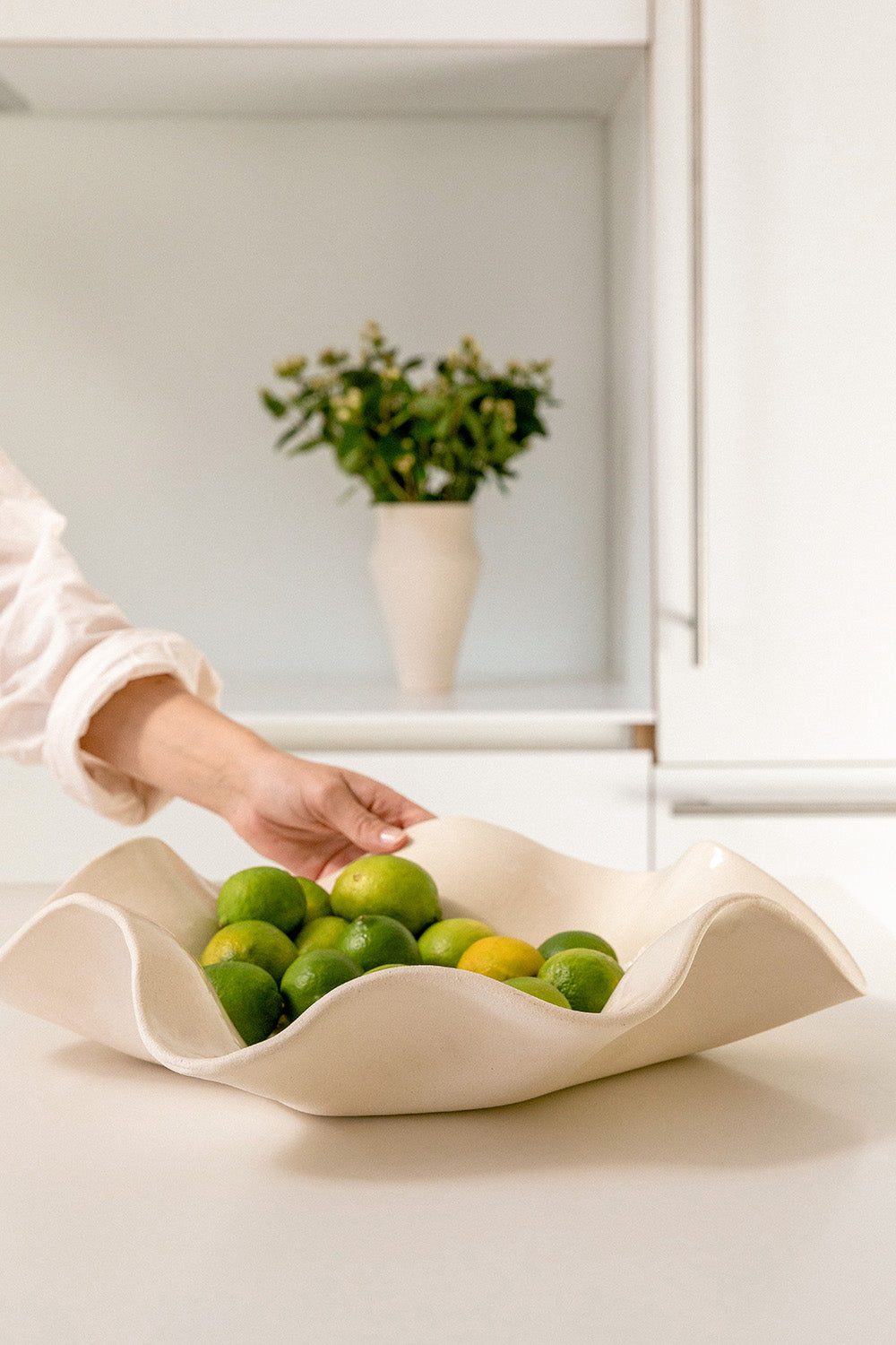 Large Lilly Bowl